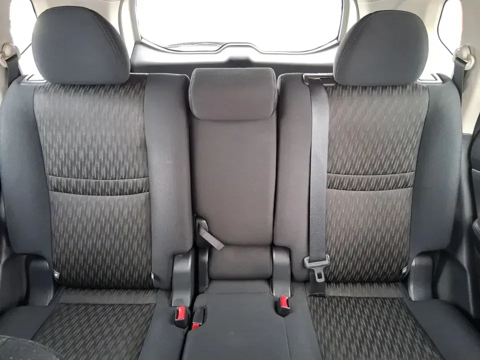 2017 Nissan Rogue SV (5N1AT2MV9HC) with an 2.5L I-4 DOHC engine, CVT transmission, located at 1184 Kauffman Ave, Fairborn, OH, 45324, (937) 908-9800, 39.807072, -84.030914 - Weekend road trips to MetroParks, daily commutes down I75, and grocery runs around the Dayton area all feel easier in a compact SUV that's comfortable, confident in bad weather, and flexible for real life. This 2017 Nissan Rogue SV in Gun Metallic is built for busy schedules and spontaneous getaways - Photo#14