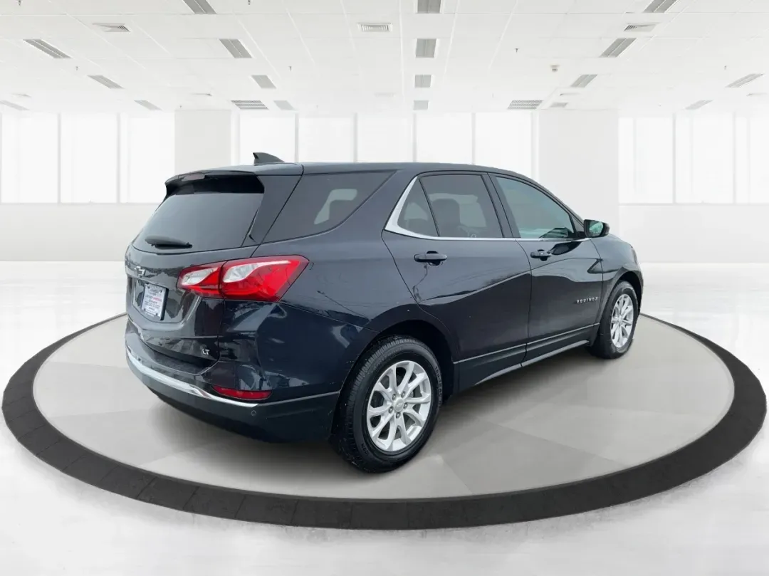 2020 Chevrolet Equinox FWD LT 1.5L Turbo (3GNAXKEV3LS) with an 1.5L I-4 gasoline direct injection engine, located at 880 E. National Road, Vandalia, OH, 45377, (937) 908-9800, 39.891918, -84.183594 - Picture your next week: a smooth I75 commute, school drop-offs with room for backpacks and groceries, and an easy weekend escape to the National Museum of the U.S. Air Force-without driving something bulky or hard on fuel. This 2020 Chevrolet Equinox LT is the kind of practical, comfortable SUV that - Photo#2