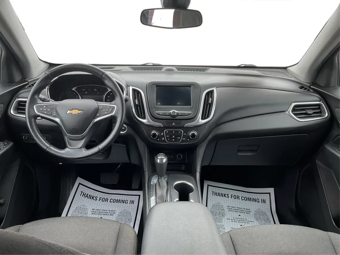 2020 Chevrolet Equinox FWD LT 1.5L Turbo (3GNAXKEV3LS) with an 1.5L I-4 gasoline direct injection engine, located at 880 E. National Road, Vandalia, OH, 45377, (937) 908-9800, 39.891918, -84.183594 - Picture your next week: a smooth I75 commute, school drop-offs with room for backpacks and groceries, and an easy weekend escape to the National Museum of the U.S. Air Force-without driving something bulky or hard on fuel. This 2020 Chevrolet Equinox LT is the kind of practical, comfortable SUV that - Photo#18