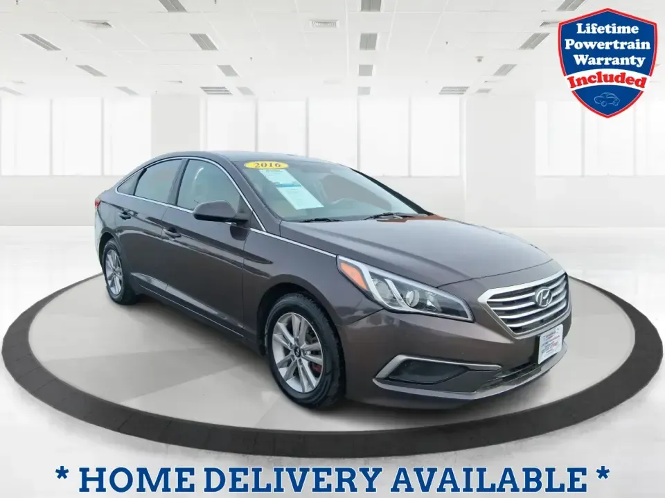 2016 Hyundai Sonata SE (5NPE24AF9GH) with an 2.4L I-4 gasoline direct injection engine, 7A transmission, located at 8750 N County Rd 25A, Piqua, OH, 45356, (937) 908-9800, 40.164391, -84.232513 - Need a dependable daily driver that can handle the school run, the I-75 commute, and the occasional weekend getaway without draining your budget? This 2016 Hyundai Sonata SE in rich Dark Truffle is the kind of comfortable, efficient sedan that fits real life in Vandalia-easy to park, smooth on longe - Photo#0