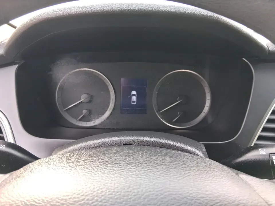 2016 Hyundai Sonata SE (5NPE24AF9GH) with an 2.4L I-4 gasoline direct injection engine, 7A transmission, located at 8750 N County Rd 25A, Piqua, OH, 45356, (937) 908-9800, 40.164391, -84.232513 - Need a dependable daily driver that can handle the school run, the I-75 commute, and the occasional weekend getaway without draining your budget? This 2016 Hyundai Sonata SE in rich Dark Truffle is the kind of comfortable, efficient sedan that fits real life in Vandalia-easy to park, smooth on longe - Photo#15