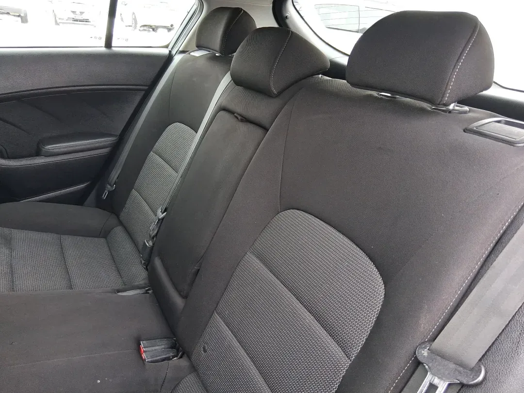 2018 Kia Forte LX (KNAFK5A89J5) with an 2L I-4 DOHC engine, located at 1951 S Dayton Lakeview Rd., New Carlisle, OH, 45344, (937) 908-9800, 39.890999, -84.050255 - Need a smart, budget-friendly ride that can handle daily commutes to Dayton, quick grocery runs, and spontaneous weekend trips without feeling cramped? This 2018 Kia Forte LX Hatchback in Gravity Blue is built for real-life driving in and around New Carlisle-easy to park, efficient to live with, and - Photo#10