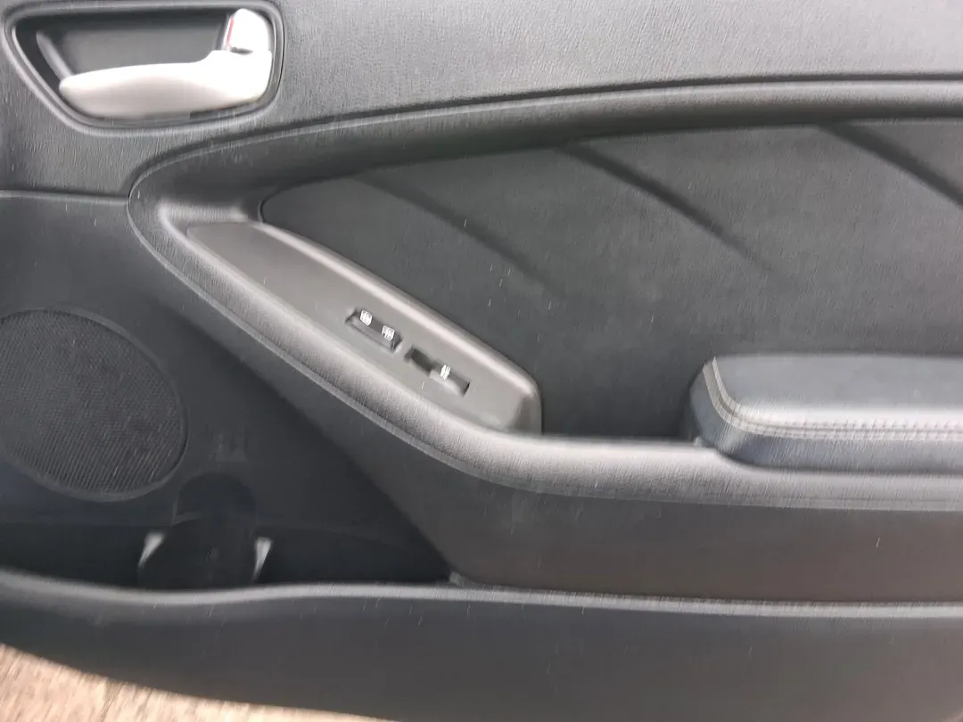 2018 Kia Forte LX (KNAFK5A89J5) with an 2L I-4 DOHC engine, located at 1951 S Dayton Lakeview Rd., New Carlisle, OH, 45344, (937) 908-9800, 39.890999, -84.050255 - Need a smart, budget-friendly ride that can handle daily commutes to Dayton, quick grocery runs, and spontaneous weekend trips without feeling cramped? This 2018 Kia Forte LX Hatchback in Gravity Blue is built for real-life driving in and around New Carlisle-easy to park, efficient to live with, and - Photo#18