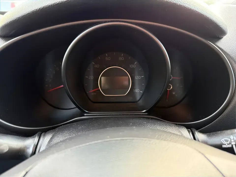 2018 Kia Soul Base 6M (KNDJN2A22J7) with an 1.6L L4 DOHC 16V engine, 6M transmission, located at 1951 S Dayton Lakeview Rd., New Carlisle, OH, 45344, (937) 908-9800, 39.890999, -84.050255 - Need a practical ride that fits real life in New Carlisle-daily commutes down S Dayton-Lakeview Rd, quick school drop-offs, grocery runs, and weekend drives toward Dayton or Springfield? This 2018 Kia Soul Base 6M is the kind of versatile, easy-to-park wagon that works for busy schedules and budget-- Photo#14