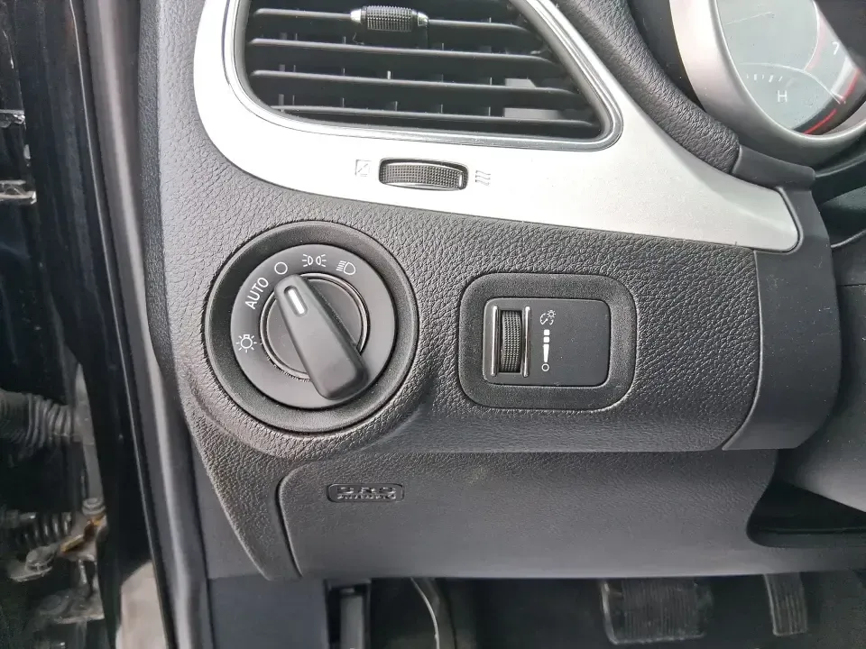 2018 Dodge Journey SE (3C4PDCAB9JT) with an Tigershark MultiAir 2.4L I-4 DOHC engine, 4A transmission, located at 880 E. National Road, Vandalia, OH, 45377, (937) 908-9800, 39.891918, -84.183594 - Need a practical SUV that can handle school drop-offs, grocery runs, and weekend trips up I75 without blowing your budget? This 2018 Dodge Journey SE in Pitch Black Clearcoat is built for real life in West Central Ohio-roomy enough for growing families, comfortable for long commutes, and flexible fo - Photo#16