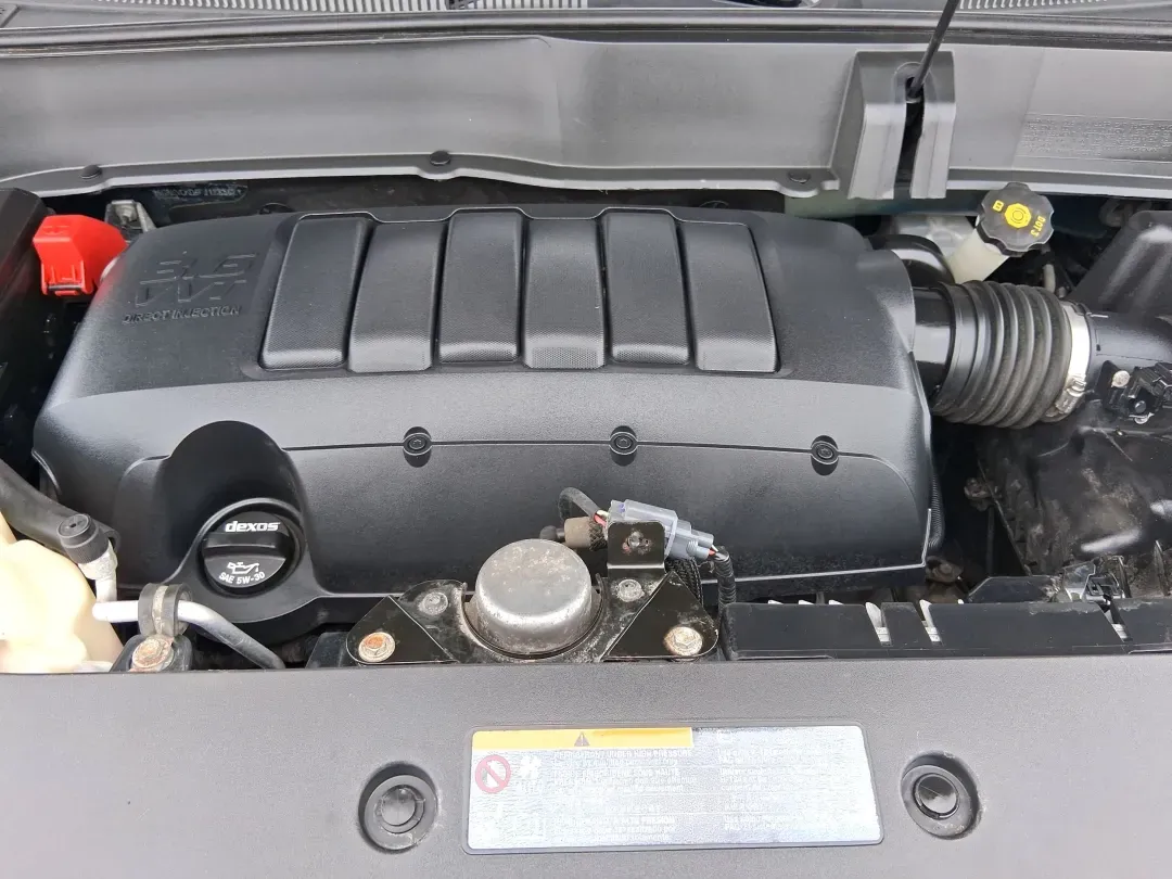 2015 Buick Enclave Premium (5GAKVCKD6FJ) with an 3.6L V-6 gasoline direct injection engine, located at 4508 South Dixie Dr, Moraine, OH, 45439, (937) 908-9800, 39.689976, -84.218452 - Load up the family, cue the road-trip playlist, and enjoy the kind of comfortable, confident driving that makes everyday errands and weekend getaways feel easy. This 2015 Buick Enclave Premium in Dark Sapphire Blue Metallic is built for real life in Moraine-school drop-offs, long commutes up I75, an - Photo#10