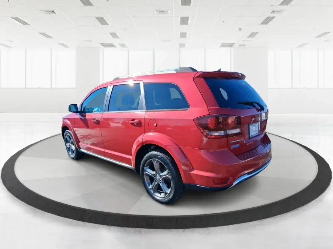 2015 Dodge Journey Crossroad FWD (3C4PDCGB5FT) with an 2.4L L4 DOHC 16V engine, 4-Speed Automatic transmission, located at 1099 N County Rd 25A, Troy, OH, 45373, (937) 908-9800, 40.057079, -84.212883 - Pack up the kids, cue up the playlist, and point your next adventure toward I75-this 2015 Dodge Journey Crossroad FWD is the kind of SUV that makes everyday life in Troy easier, whether you're tackling school drop-offs, long commutes, or weekend trips to Dayton. With three-row practicality in a spor - Photo#3