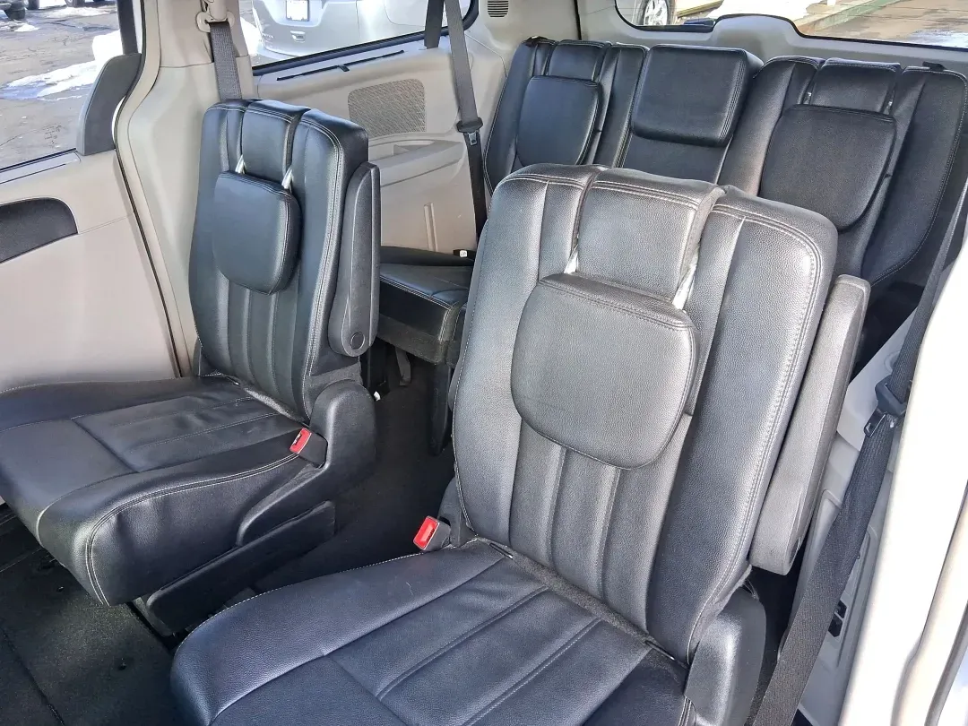 2015 Chrysler Town and Country Touring (2C4RC1BG1FR) with an 3.6L V-6 DOHC engine, 6-Speed Automatic transmission, located at 8750 N County Rd 25A, Piqua, OH, 45356, (937) 908-9800, 40.164391, -84.232513 - Pack up the kids, load the cooler, and point the nose toward a weekend road trip-this 2015 Chrysler Town and Country Touring is built for real life in West Central Ohio. Whether you're shuttling a growing family to school and sports, commuting from Piqua to Troy, or planning an easy getaway up I-7 - Photo#10