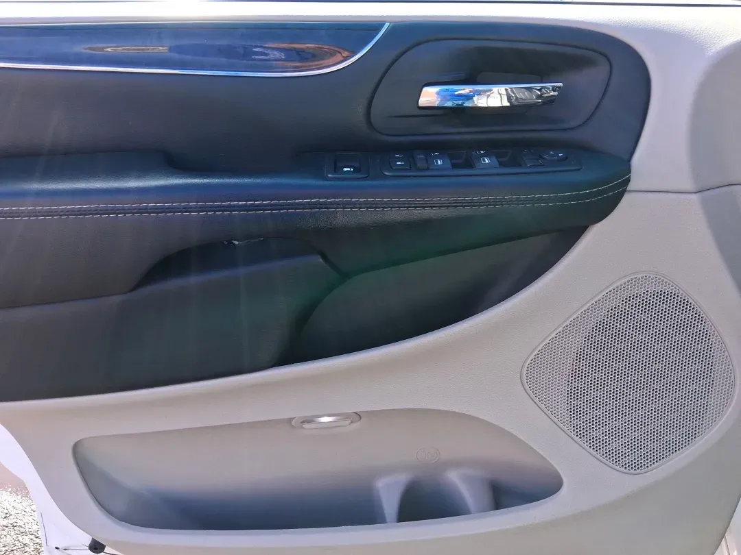 2015 Chrysler Town and Country Touring (2C4RC1BG1FR) with an 3.6L V-6 DOHC engine, 6-Speed Automatic transmission, located at 8750 N County Rd 25A, Piqua, OH, 45356, (937) 908-9800, 40.164391, -84.232513 - Pack up the kids, load the cooler, and point the nose toward a weekend road trip-this 2015 Chrysler Town and Country Touring is built for real life in West Central Ohio. Whether you're shuttling a growing family to school and sports, commuting from Piqua to Troy, or planning an easy getaway up I-7 - Photo#19