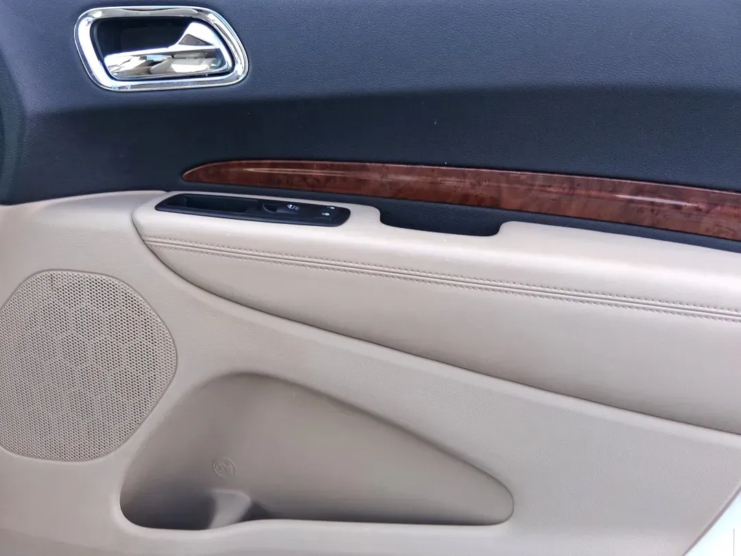 2015 Dodge Durango Limited (1C4RDJDG8FC) with an 3.6L V6 DOHC 24V engine, 8-Speed Automatic transmission, located at 8750 N County Rd 25A, Piqua, OH, 45356, (937) 908-9800, 40.164391, -84.232513 - Pack up the kids, load the cooler, and point the nose toward a weekend getaway-this 2015 Dodge Durango Limited is the kind of SUV that makes everyday life in West Central Ohio easier, from school drop-offs to road trips and everything in between. With confident 4WD/AWD capability, three-row flexibil - Photo#20