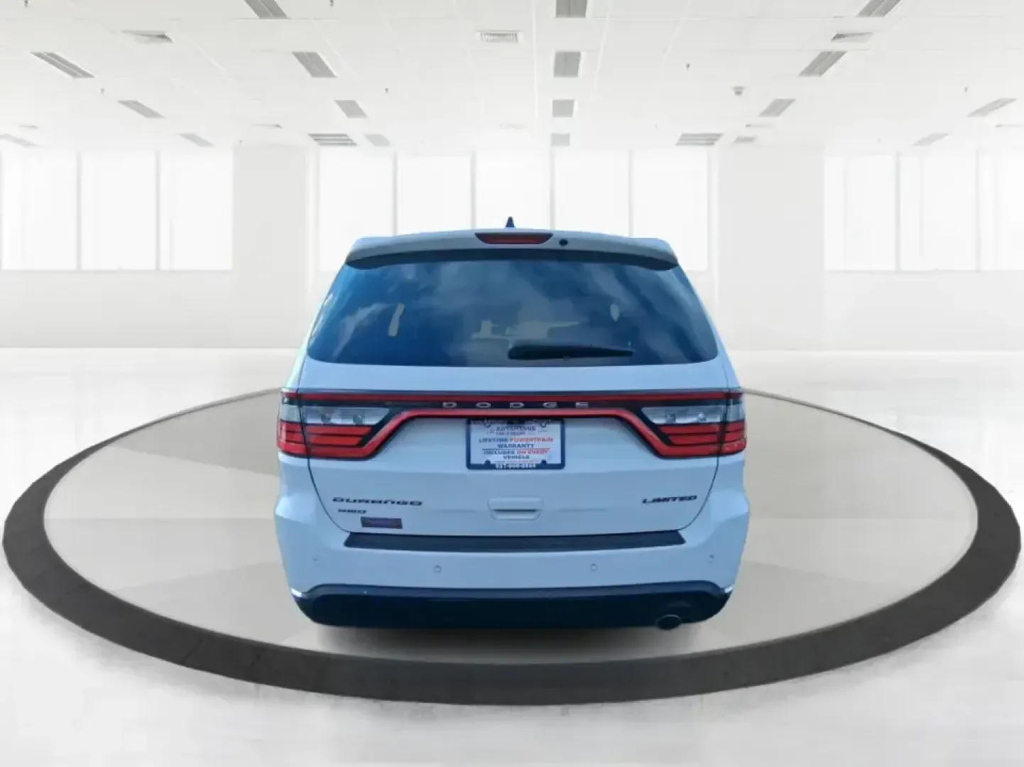 2015 Dodge Durango Limited (1C4RDJDG8FC) with an 3.6L V6 DOHC 24V engine, 8-Speed Automatic transmission, located at 1230 East Main St, Xenia, OH, 45385, (937) 908-9800, 39.688026, -83.910172 - Pack up the kids, load the cooler, and point the nose toward a weekend getaway-this 2015 Dodge Durango Limited is the kind of SUV that makes everyday life in West Central Ohio easier, from school drop-offs to road trips and everything in between. With confident 4WD/AWD capability, three-row flexibil - Photo#3