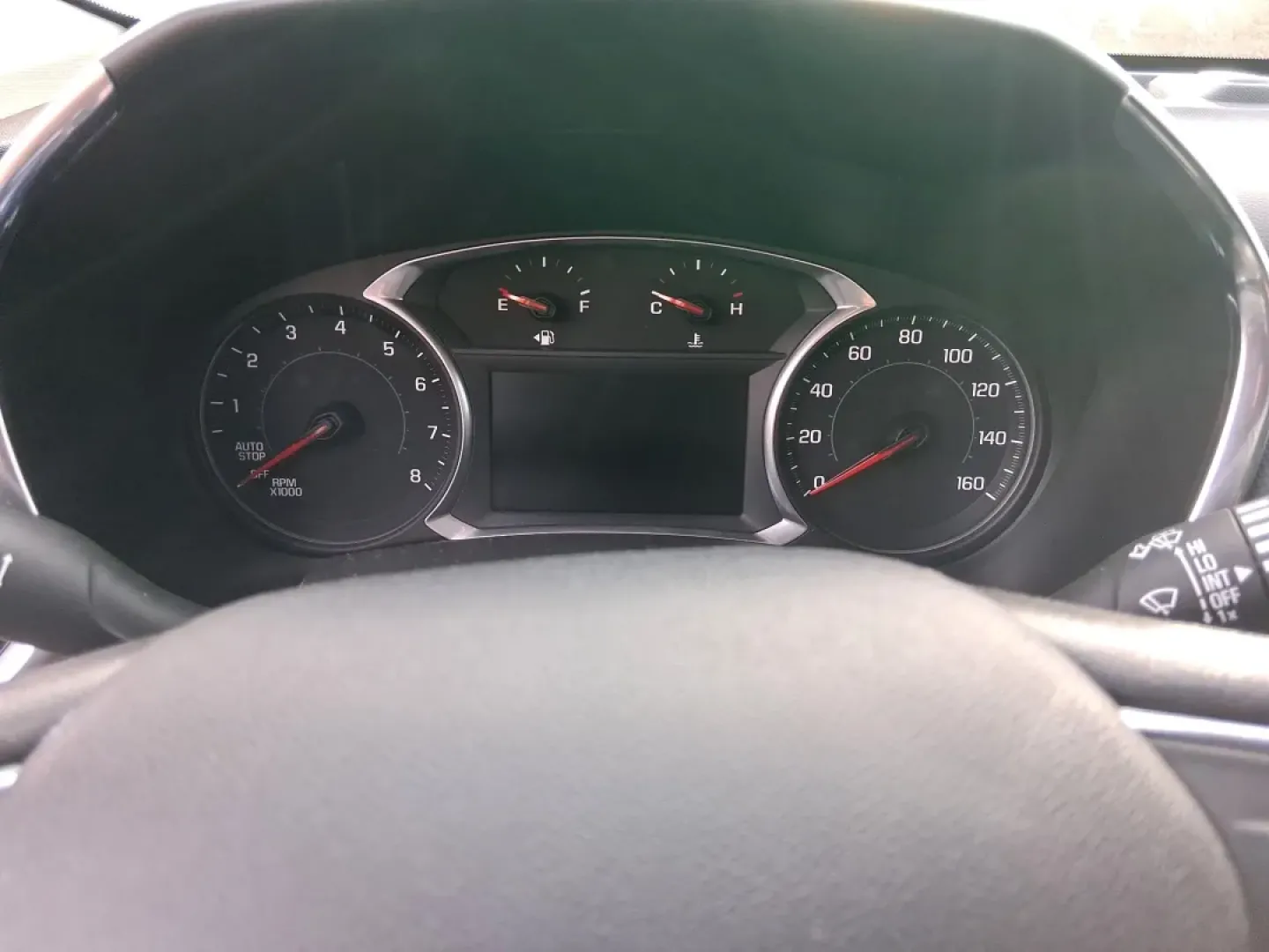 2019 Chevrolet Equinox LT (2GNAXVEX8K6) with an 2L I-4 gasoline direct injection engine, 9A transmission, located at 880 E. National Road, Vandalia, OH, 45377, (937) 908-9800, 39.891918, -84.183594 - Picture your next week: easy school drop-offs, a smooth I675 commute, and a weekend escape to Carriage Hill MetroPark or a quick run to The Greene-without worrying about space, traction, or comfort. This 2019 Chevrolet Equinox LT is built for real life in Riverside, Ohio, giving you SUV practicality - Photo#14