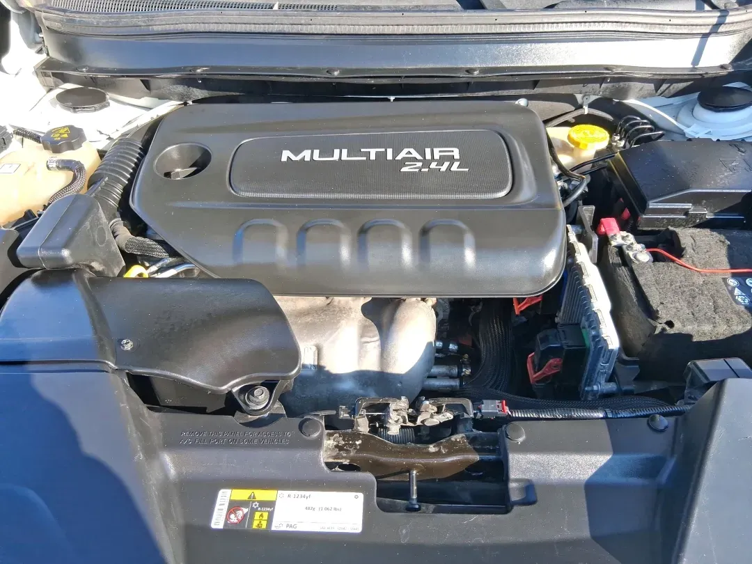 2016 Jeep Cherokee Altitude (1C4PJMCB5GW) with an 2.4L L4 DOHC 16V engine, 9A transmission, located at 880 E. National Road, Vandalia, OH, 45377, (937) 908-9800, 39.891918, -84.183594 - Picture your next weekend: a quick grocery run to the Meijer on Benchwood, a family visit across town, then a spontaneous road trip up I75 with the cargo area packed and the confidence of 4WD when Ohio weather changes its mind. This 2016 Jeep Cherokee Altitude is the kind of versatile crossover that - Photo#11