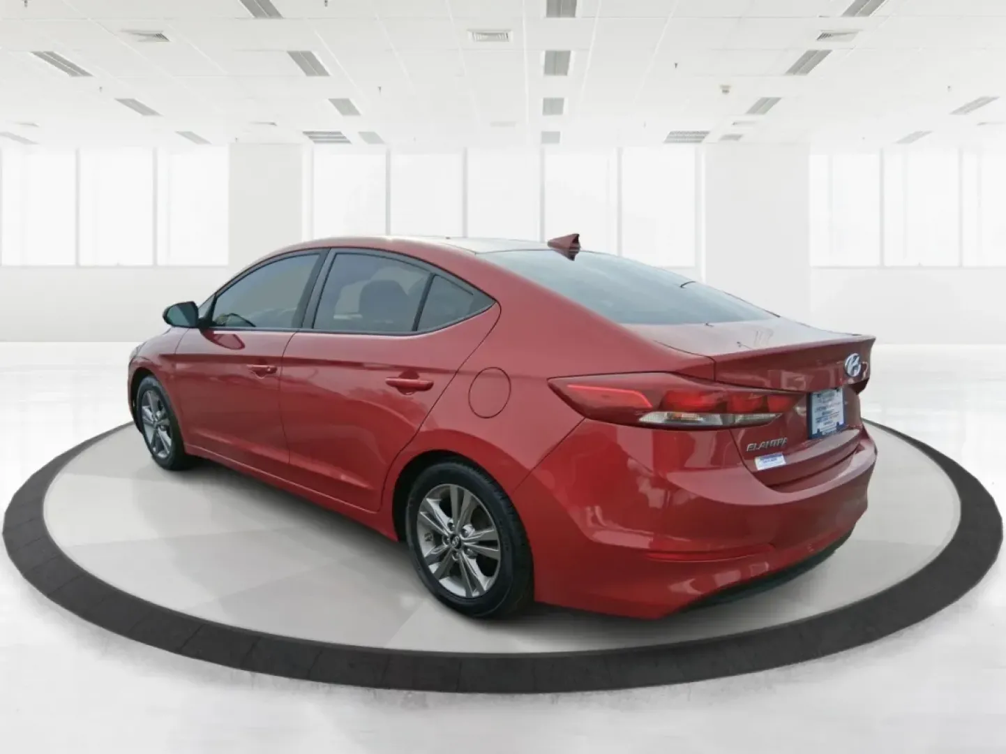 2017 Hyundai Elantra SE (KMHD84LF5HU) with an Nu 2L I-4 DOHC engine, 6A transmission, located at 1099 N County Rd 25A, Troy, OH, 45373, (937) 908-9800, 40.057079, -84.212883 - Planning a reliable daily commute from Troy to Dayton, a fuel-friendly run to the Miami Valley Centre Mall, or an easy weekend escape up I75? This 2017 Hyundai Elantra SE in eye-catching Scarlet Red Pearl is the kind of practical sedan that fits real life-comfortable for long drives, small enough fo - Photo#3