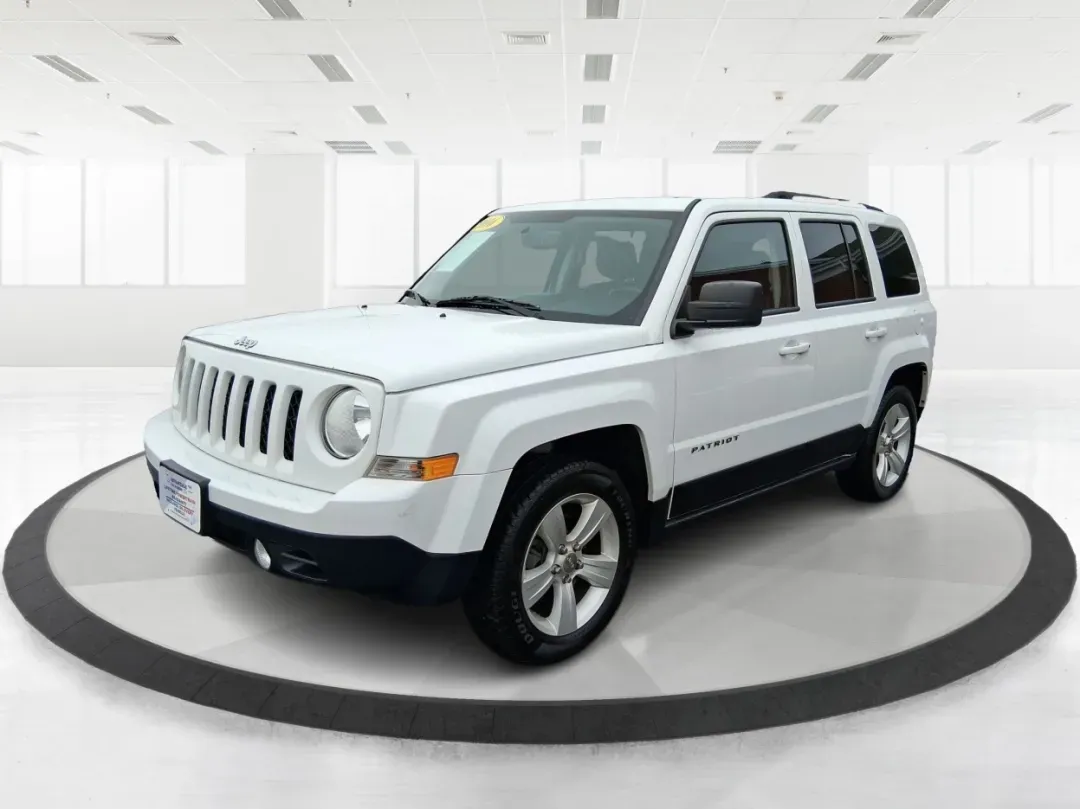 2016 Jeep Patriot Latitude (1C4NJPFA8GD) with an 2.0L L4 DOHC 16V engine, located at 1951 S Dayton Lakeview Rd., New Carlisle, OH, 45344, (937) 908-9800, 39.890999, -84.050255 - Picture your next weekend escape: loading up the gear, pointing the hood toward John Bryan State Park or a day trip to Dayton, and enjoying the confident, go-anywhere feel that makes a Jeep a Jeep. This **2016 Jeep Patriot Latitude** is a smart fit for commuters, first-time buyers, and budget-consci - Photo#8