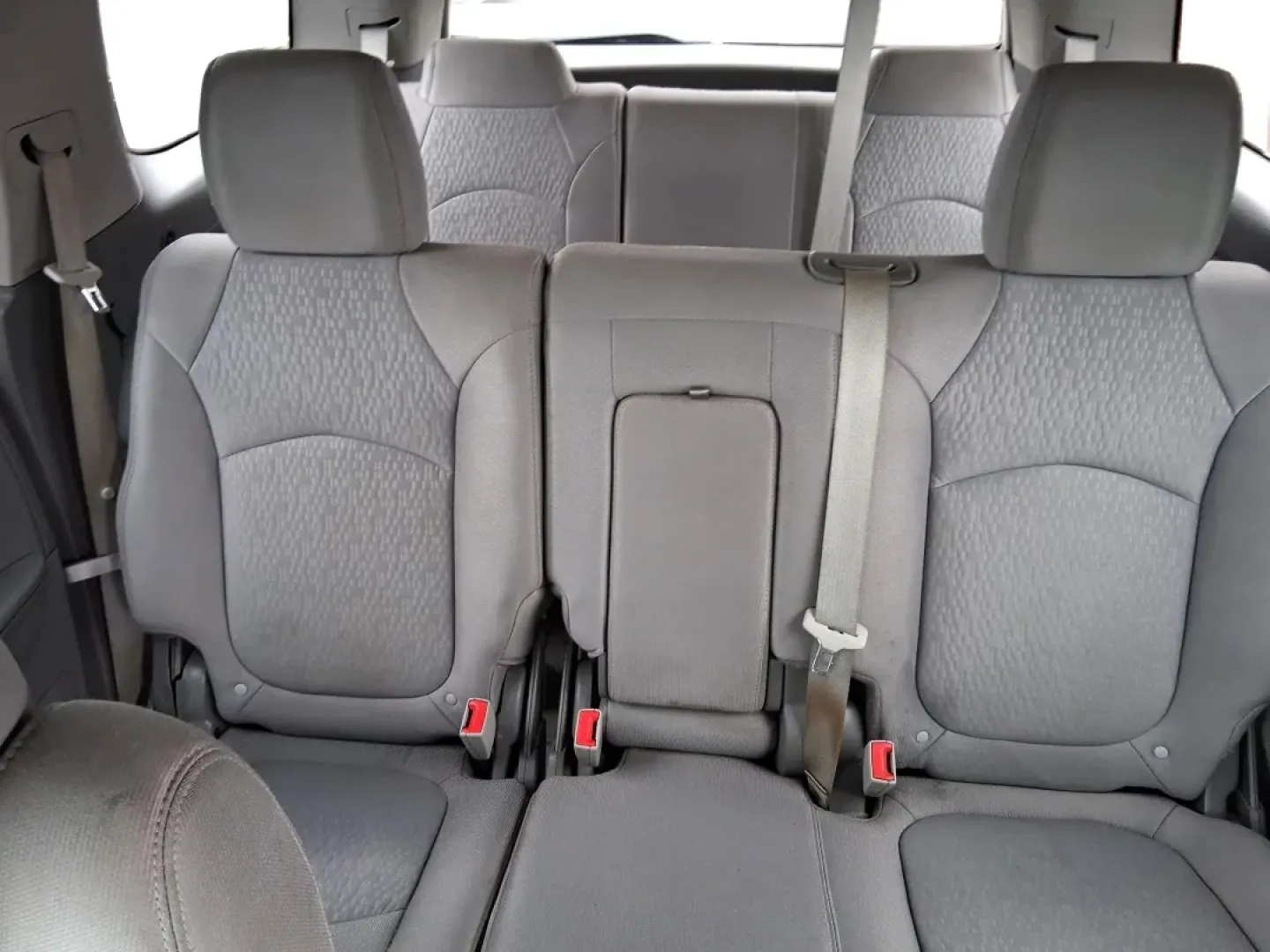 2016 GMC Acadia SLE-1 (1GKKVNED8GJ) with an 3.6L V-6 gasoline direct injection engine, 6A transmission, located at 1184 Kauffman Ave, Fairborn, OH, 45324, (937) 908-9800, 39.807072, -84.030914 - Need one SUV that can handle school drop-offs, I675 commuting, and a weekend escape to John Bryan State Park without feeling cramped or stressed? This 2016 GMC Acadia SLE-1 in Ebony Twilight Metallic is built for real-life Ohio driving-room for people and gear, confident traction for changing weathe - Photo#13