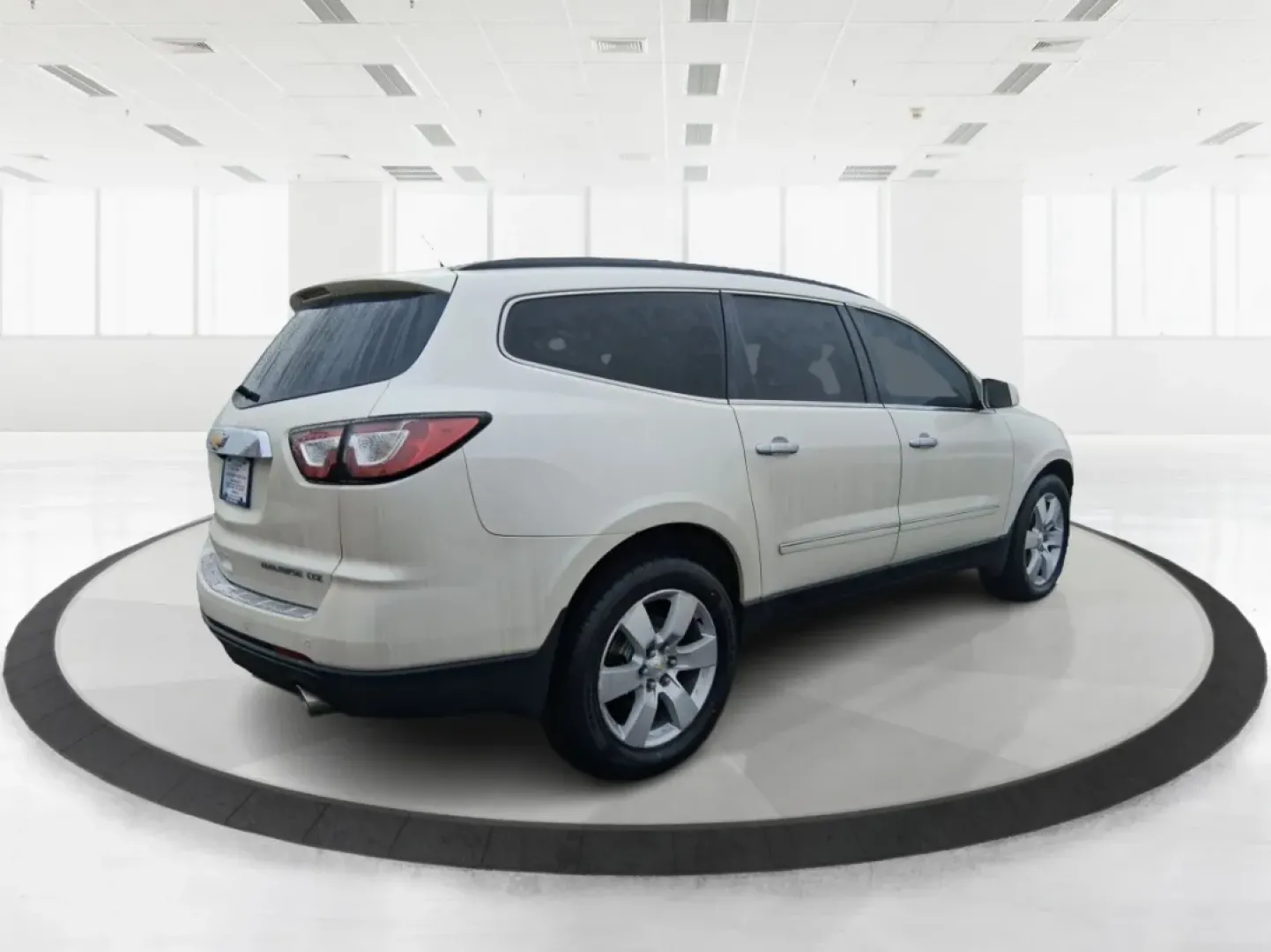 2014 Chevrolet Traverse LTZ (1GNKVJKDXEJ) with an 3.6L V-6 gasoline direct injection engine, 6-Speed Automatic transmission, located at 1951 S Dayton Lakeview Rd., New Carlisle, OH, 45344, (937) 908-9800, 39.890999, -84.050255 - Pack up the kids, cue up the playlist, and point the nose toward a weekend getaway-this 2014 Chevrolet Traverse LTZ is built for real life in West Central Ohio. Whether you're doing the school run, commuting between Troy and Dayton, or loading up for a road trip to Hocking Hills, the Traverse delive - Photo#2