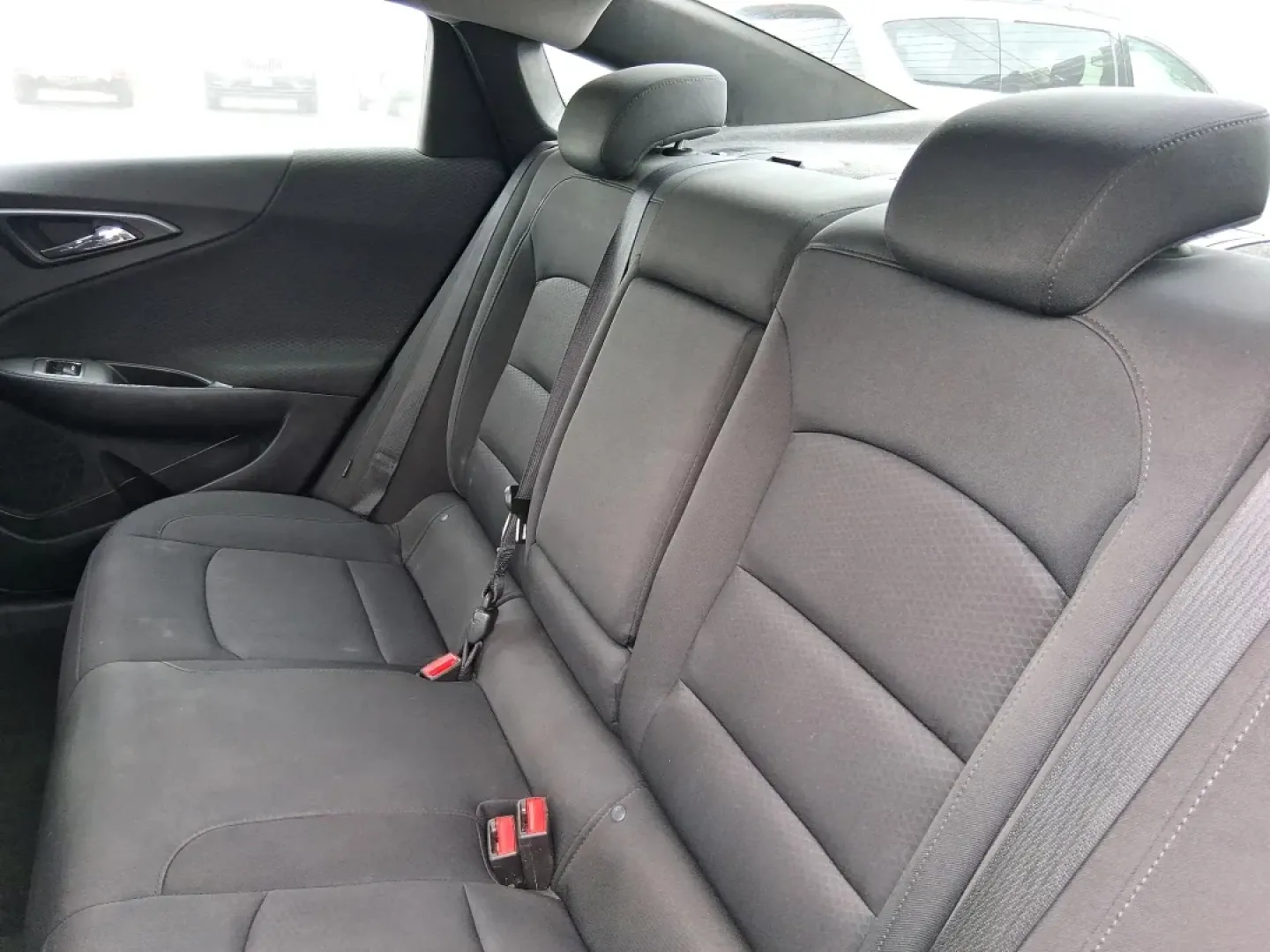 2018 Chevrolet Malibu LT (1G1ZD5ST9JF) with an ECOTEC 1.5L I-4 gasoline direct injection engine, 6A transmission, located at 4508 South Dixie Dr, Moraine, OH, 45439, (937) 908-9800, 39.689976, -84.218452 - Need a dependable commuter that still feels comfortable for date night in the Oregon District, errands around Dayton Mall, or a quick weekend drive up I75? This 2018 Chevrolet Malibu LT is a smart, real-world sedan that fits busy schedules-easy to park, smooth on long stretches of South Dixie Drive, - Photo#10