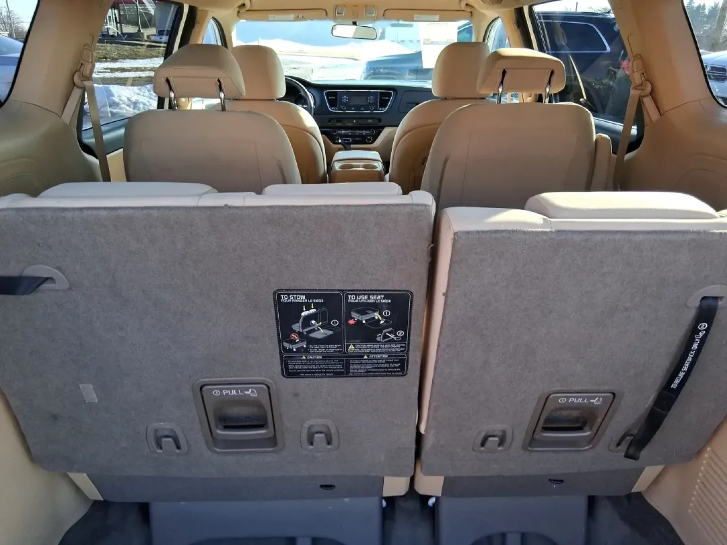 2016 Kia Sedona LX (KNDMB5C1XG6) with an Lambda 3.3L V-6 gasoline direct injection engine, 6-Speed Automatic transmission, located at 1230 East Main St, Xenia, OH, 45385, (937) 908-9800, 39.688026, -83.910172 - Load up the kids, the groceries, and the weekend plans-this 2016 Kia Sedona LX is built for real life in and around Xenia. Whether you're shuttling to school drop-offs, commuting toward Beavercreek, or planning a family road trip out to John Bryan State Park and Yellow Springs, this passenger van de - Photo#11