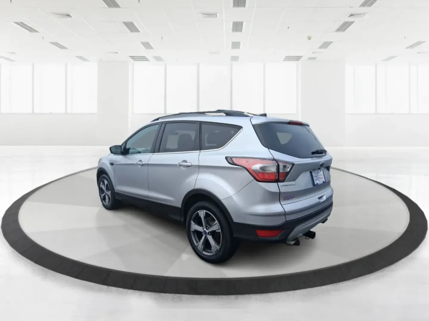 2017 Ford Escape SE (1FMCU0GD5HU) with an 1.5L L4 DOHC 16V engine, 6A transmission, located at 1099 N County Rd 25A, Troy, OH, 45373, (937) 908-9800, 40.057079, -84.212883 - Picture your next Ohio weekend: a quick run up I75 for errands, a family day at Treasure Island Park, or a spontaneous road trip to Dayton-without worrying about space, comfort, or winter-ready confidence. This 2017 Ford Escape SE SUV is built for real life in Troy, offering the easy maneuverability - Photo#4