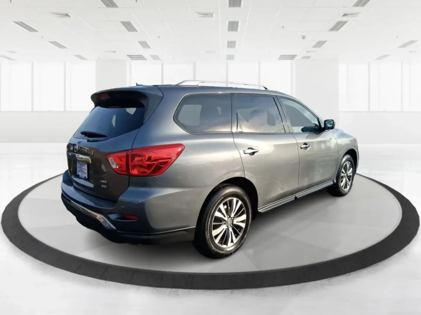 2018 Nissan Pathfinder SV (5N1DR2MM7JC) with an 3.5L V-6 gasoline direct injection engine, CVT transmission, located at 1099 N County Rd 25A, Troy, OH, 45373, (937) 908-9800, 40.057079, -84.212883 - Pack up the kids, the cooler, and the weekend plans-this 2018 Nissan Pathfinder SV is built for real life in Troy, Ohio, whether you're shuttling to practice, commuting down I75, or heading out for a road trip to the Dayton area. With three-row versatility, confident capability, and family-friendly - Photo#2