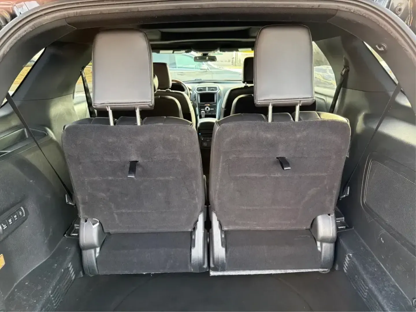 2018 Ford Explorer Platinum (1FM5K8HT1JG) with an EcoBoost 3.5L V-6 gasoline direct injection engine, 6A transmission, located at 401 Woodman Dr, Riverside, OH, 45431, (937) 908-9800, 39.760899, -84.123421 - Load up the family, cue the road-trip playlist, and point your weekend plans toward Indian Lake or a quick getaway down I75-this 2018 Ford Explorer Platinum is built for real-life Ohio driving. With confident 4WD/AWD traction, three-row versatility, and premium comfort, it's an ideal SUV for growing - Photo#12