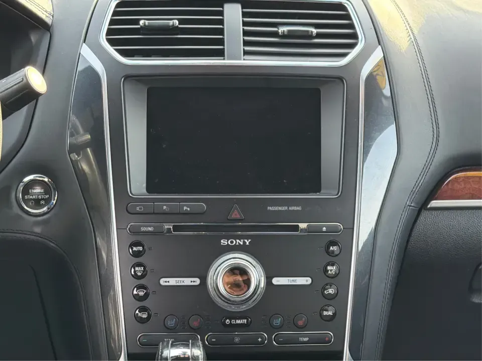 2018 Ford Explorer Platinum (1FM5K8HT1JG) with an EcoBoost 3.5L V-6 gasoline direct injection engine, 6A transmission, located at 401 Woodman Dr, Riverside, OH, 45431, (937) 908-9800, 39.760899, -84.123421 - Load up the family, cue the road-trip playlist, and point your weekend plans toward Indian Lake or a quick getaway down I75-this 2018 Ford Explorer Platinum is built for real-life Ohio driving. With confident 4WD/AWD traction, three-row versatility, and premium comfort, it's an ideal SUV for growing - Photo#13