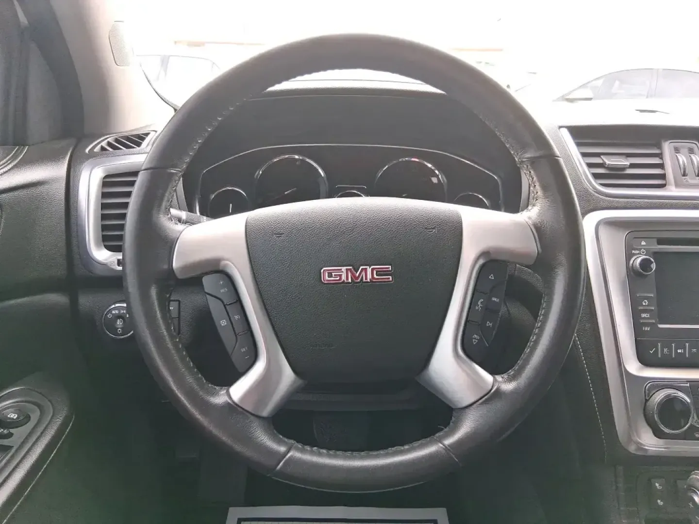 2015 GMC Acadia SLT-1 (1GKKRRKDXFJ) with an 3.6L V-6 gasoline direct injection engine, 6-Speed Automatic transmission, located at 4508 South Dixie Dr, Moraine, OH, 45439, (937) 908-9800, 39.689976, -84.218452 - Need one SUV that can handle school drop-offs, a long commute up I75, and a packed weekend at Carillon Historical Park or a day trip to Caesar Creek? This 2015 GMC Acadia SLT-1 is built for real life in Moraine-roomy, comfortable, and ready for the daily hustle while still feeling upscale for road-t - Photo#16