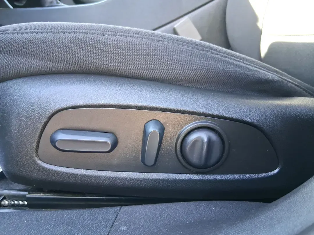 2022 Chevrolet Malibu FWD LT (1G1ZD5ST2NF) with an ECOTEC 1.5L I-4 gasoline direct injection engine, 6A transmission, located at 1230 East Main St, Xenia, OH, 45385, (937) 908-9800, 39.688026, -83.910172 - Need a reliable commuter that still feels comfortable for date night in downtown Xenia, the daily school run, or quick weekend escapes toward John Bryan State Park? This 2022 Chevrolet Malibu LT is built for real life-easy to drive, fuel-friendly on regular unleaded, and packed with the comfort and - Photo#18