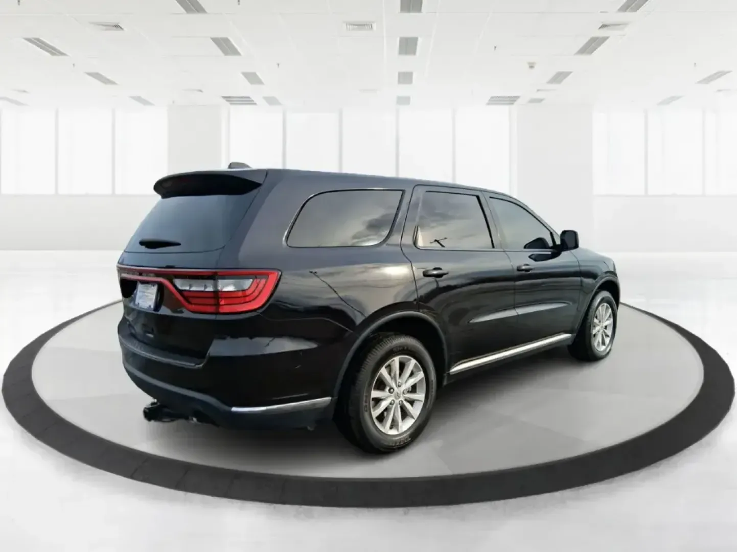 2021 Dodge Durango SXT AWD (1C4RDJAG4MC) with an Pentastar 3.6L V-6 DOHC engine, 8A transmission, located at 1099 N County Rd 25A, Troy, OH, 45373, (937) 908-9800, 40.057079, -84.212883 - Picture your next road trip out of Troy: the kids buckled in, playlists queued, and plenty of room for coolers, sports gear, or weekend luggage-without giving up confident all-weather traction. This 2021 Dodge Durango SXT AWD is built for real life in Ohio, whether you're commuting toward Dayton, ta - Photo#2