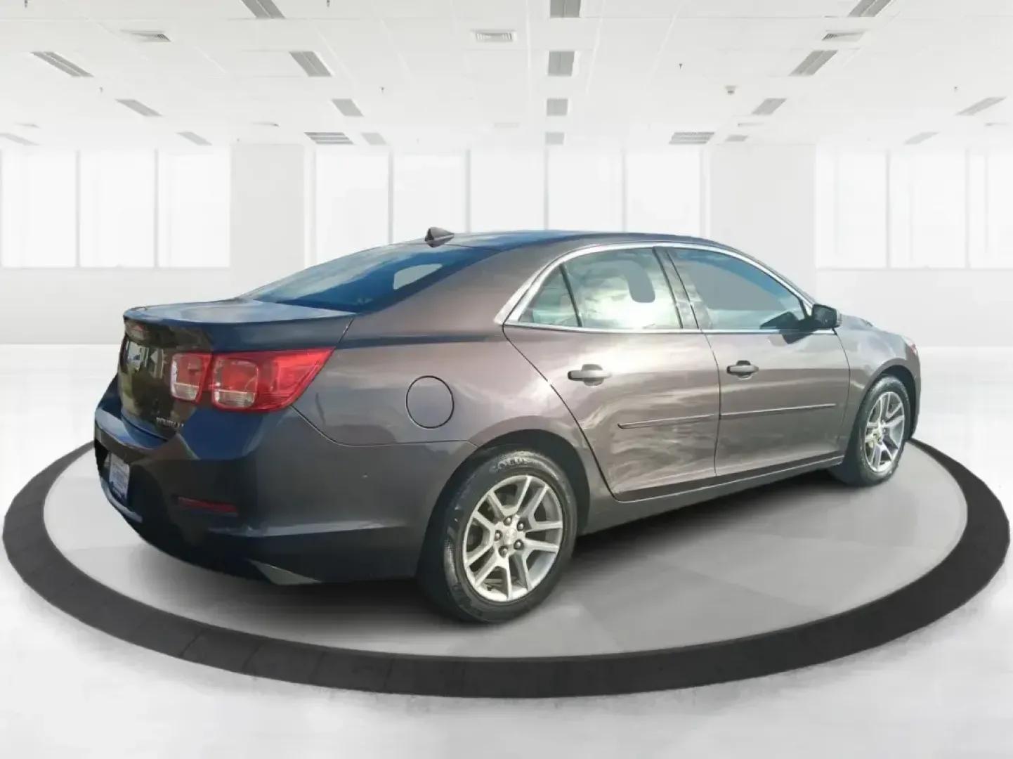 2013 Chevrolet Malibu 1LT (1G11C5SA6DF) with an ECOTEC 2.5L I-4 gasoline direct injection engine, 6-Speed Automatic transmission, located at 1951 S Dayton Lakeview Rd., New Carlisle, OH, 45344, (937) 908-9800, 39.890999, -84.050255 - Need a dependable daily driver that can handle the school run, the I70 commute, and the occasional weekend getaway without draining your budget? This 2013 Chevrolet Malibu 1LT is a smart, comfortable sedan for real-life Ohio driving-easy to park, smooth on longer trips, and efficient enough for ever - Photo#2