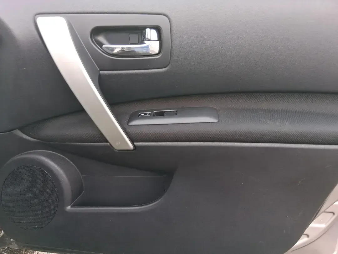 2013 Nissan Rogue S (JN8AS5MV5DW) with an 2.5L I-4 DOHC engine, Continuously Variable Transmission transmission, located at 4508 South Dixie Dr, Moraine, OH, 45439, (937) 908-9800, 39.689976, -84.218452 - Ready for a practical SUV that fits real life in the Miami Valley-school drop-offs, I-75 commutes, grocery runs, and spontaneous weekend getaways to Carillon Historical Park or a stroll around The Greene? This **2013 Nissan Rogue S** is the kind of compact SUV that makes everyday driving easier, wit - Photo#18