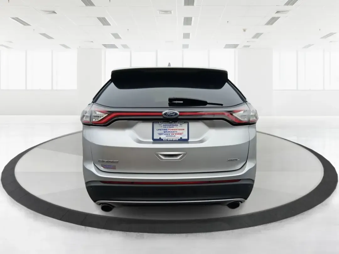 2018 Ford Edge SEL (2FMPK4J95JB) with an 2.0L L4 DOHC 16V engine, 6A transmission, located at 880 E. National Road, Vandalia, OH, 45377, (937) 908-9800, 39.891918, -84.183594 - Load up the family, point the hood toward a weekend getaway, and enjoy the confident, all-weather versatility that makes an SUV the go-to choice in Ohio-this 2018 Ford Edge SEL is built for real life, from school runs and grocery trips to road trips out toward Indian Lake or a day exploring downtown - Photo#3