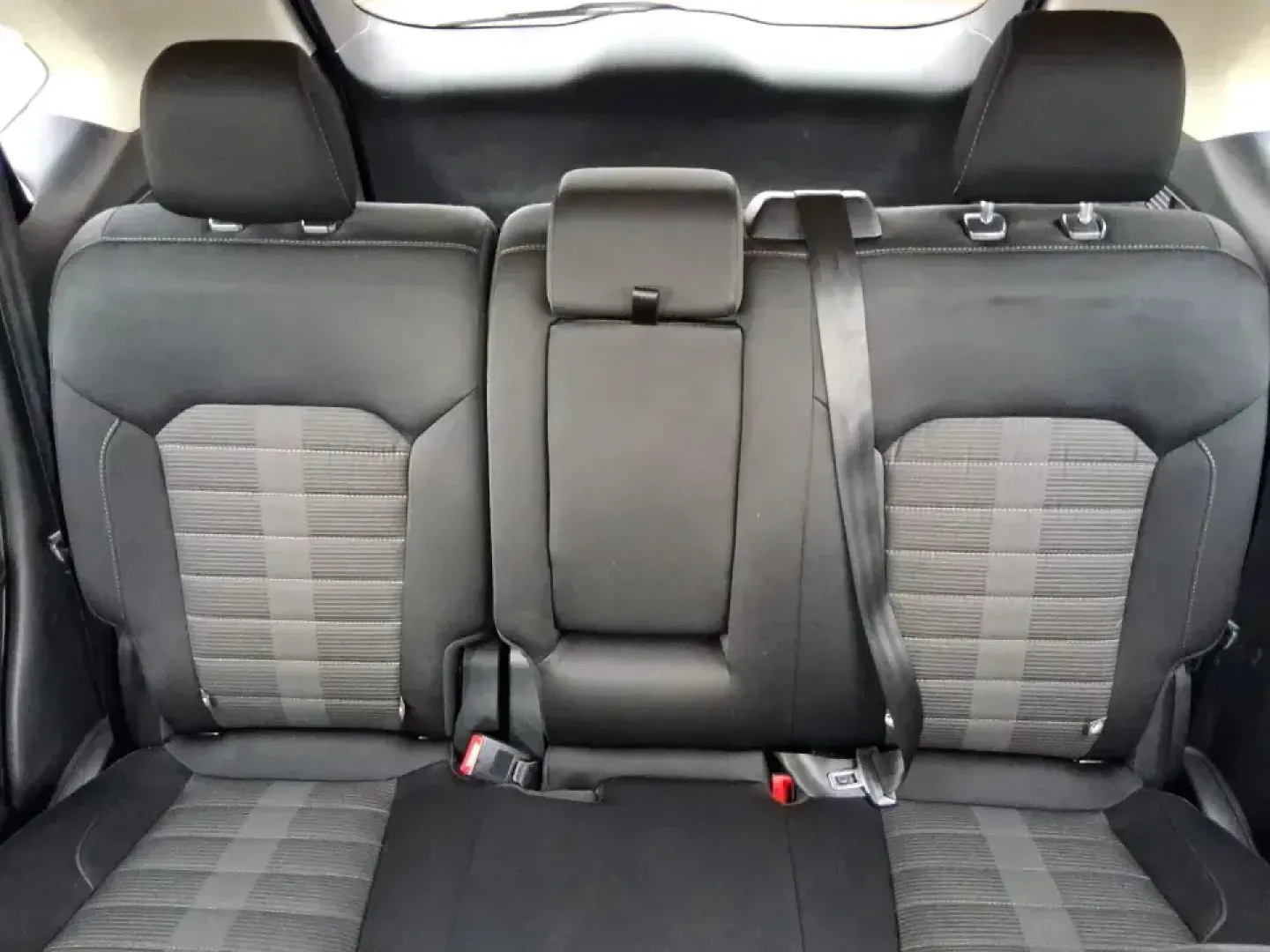 2018 Ford Edge SEL (2FMPK4J95JB) with an 2.0L L4 DOHC 16V engine, 6A transmission, located at 8750 N County Rd 25A, Piqua, OH, 45356, (937) 908-9800, 40.164391, -84.232513 - Load up the family, point the hood toward a weekend getaway, and enjoy the confident, all-weather versatility that makes an SUV the go-to choice in Ohio-this 2018 Ford Edge SEL is built for real life, from school runs and grocery trips to road trips out toward Indian Lake or a day exploring downtown - Photo#14