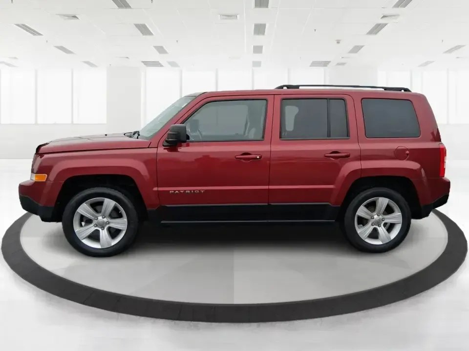2012 Jeep Patriot Latitude (1C4NJPFB0CD) with an 2.4L L4 DOHC 16V engine, located at 1230 East Main St, Xenia, OH, 45385, (937) 908-9800, 39.688026, -83.910172 - Picture your next weekend: a quick run up I-75 for a family visit, a scenic drive past the Miami River, then an easy loop back through downtown Troy for dinner-without worrying about whether your SUV can keep up with daily life. This 2012 Jeep Patriot Latitude is built for practical adventures and e - Photo#5