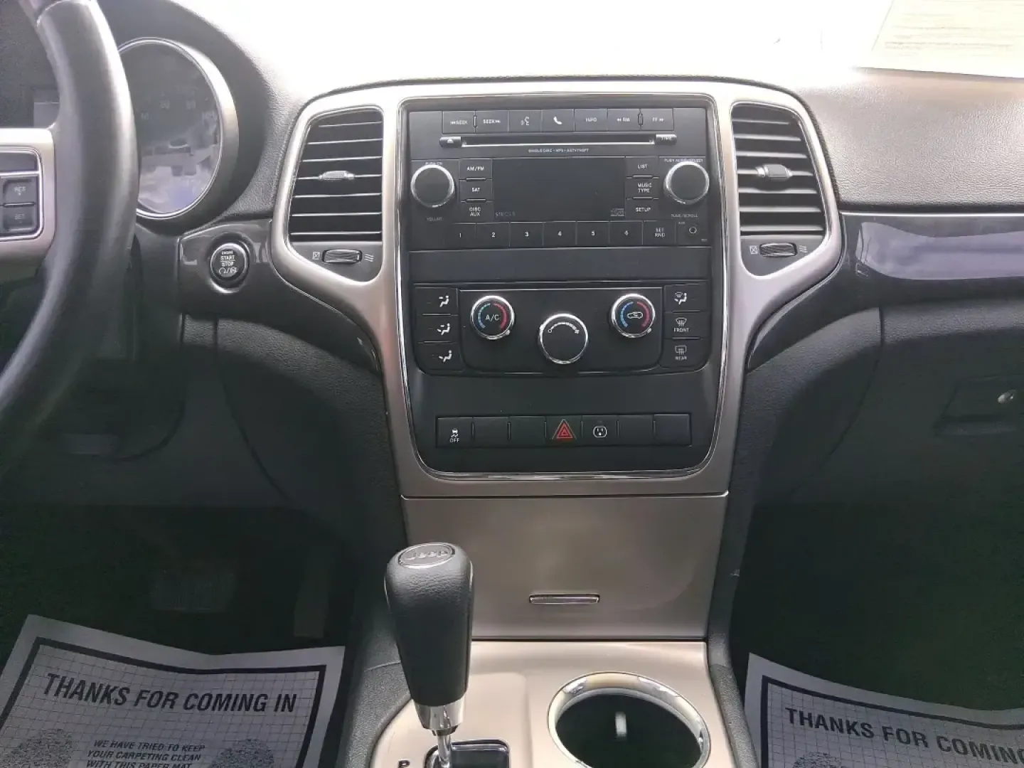 2013 Jeep Grand Cherokee Laredo (1C4RJFAG1DC) with an 3.6L V6 DOHC 24V engine, 5-Speed Automatic transmission, located at 401 Woodman Dr, Riverside, OH, 45431, (937) 908-9800, 39.760899, -84.123421 - Pack up the family, point the hood toward the next weekend getaway, and enjoy the confidence that comes with a capable SUV built for real life in Ohio. This 2013 Jeep Grand Cherokee Laredo in Mineral Gray Metallic Clearcoat is the kind of vehicle that fits your routine Monday through Friday-then tur - Photo#13