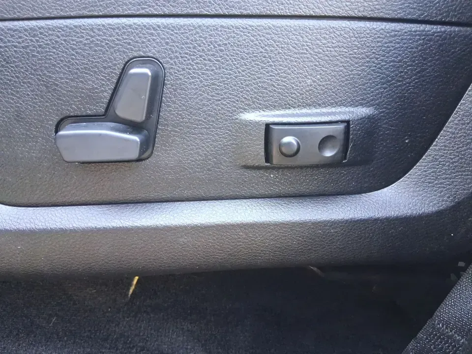 2016 Ram 1500 Lone Star (1C6RR7LT7GS) with an 5.7L V8 OHV 16V engine, 6A transmission, located at 401 Woodman Dr, Riverside, OH, 45431, (937) 908-9800, 39.760899, -84.123421 - Built for Midwest workweeks and weekend getaways, this 2016 Ram 1500 Lone Star Crew Cab is the kind of truck that fits real life in Riverside, Ohio-whether you're hauling gear for a home project, towing the toys for a trip out toward the Miami Valley, or loading up the family for a long road day on - Photo#17