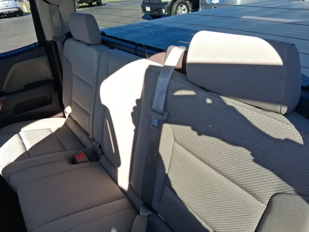 2016 GMC Sierra 1500 SLE (1GTV2MEC8GZ) with an EcoTec3 4.3L V-6 gasoline direct injection engine, 6A transmission, located at 1230 East Main St, Xenia, OH, 45385, (937) 908-9800, 39.688026, -83.910172 - Need a truck that can handle Midwest weather, weekend projects, and that long stretch down I75 without breaking a sweat? This **2016 GMC Sierra 1500 SLE Double Cab 4WD** is built for real life in Moraine-whether you're hauling gear to a job site, towing the boat for a day near **Carillon Historical - Photo#10