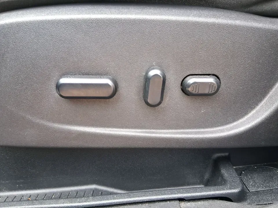 2019 Ford Escape SEL (1FMCU9HD7KU) with an 1.5L L4 DOHC 16V engine, 6A transmission, located at 1230 East Main St, Xenia, OH, 45385, (937) 908-9800, 39.688026, -83.910172 - Weekend road trips to John Bryan State Park, daily commutes down US-35, or the school-and-sports shuffle around Greene County-this 2019 Ford Escape SEL is the kind of compact SUV that fits real life in Xenia, Ohio. With confident AWD capability, a comfortable cabin, and practical cargo space, it's a - Photo#17