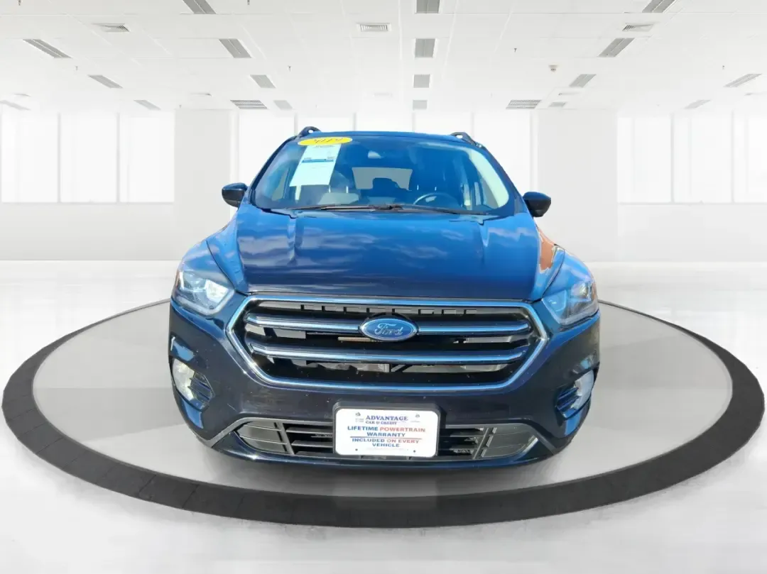 2019 Ford Escape SE (1FMCU0GD6KU) with an 1.5L L4 DOHC 16V engine, 6A transmission, located at 401 Woodman Dr, Riverside, OH, 45431, (937) 908-9800, 39.760899, -84.123421 - Need a dependable SUV for long commutes down I-675, quick school drop-offs, and weekend getaways to Carillon Historical Park or a day at the National Museum of the U.S. Air Force? This 2019 Ford Escape SE in Agate Black Metallic is built for real-life driving in and around Riverside, Ohio-comfortabl - Photo#7