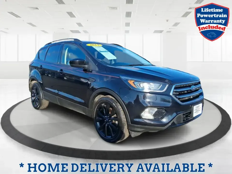 2019 Ford Escape SE (1FMCU0GD6KU) with an 1.5L L4 DOHC 16V engine, 6A transmission, located at 401 Woodman Dr, Riverside, OH, 45431, (937) 908-9800, 39.760899, -84.123421 - Need a dependable SUV for long commutes down I-675, quick school drop-offs, and weekend getaways to Carillon Historical Park or a day at the National Museum of the U.S. Air Force? This 2019 Ford Escape SE in Agate Black Metallic is built for real-life driving in and around Riverside, Ohio-comfortabl - Photo#0