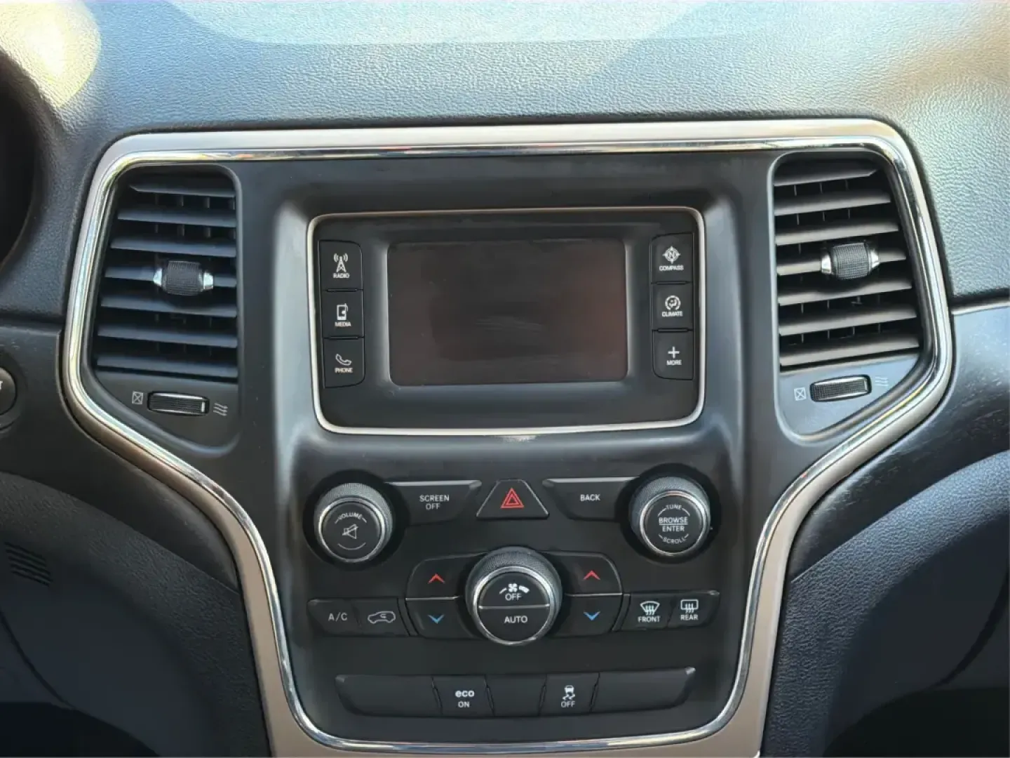 2015 Jeep Grand Cherokee Laredo (1C4RJFAG7FC) with an 3.6L V-6 DOHC engine, 8-Speed Automatic transmission, located at 401 Woodman Dr, Riverside, OH, 45431, (937) 908-9800, 39.760899, -84.123421 - Picture your next weekend: you're loading up the family for a quick getaway to Caesars Creek, grabbing groceries after work, or cruising I-675 toward Dayton with a confident, comfortable SUV that feels ready for anything Ohio weather throws your way. This 2015 Jeep Grand Cherokee Laredo 4WD is built - Photo#13