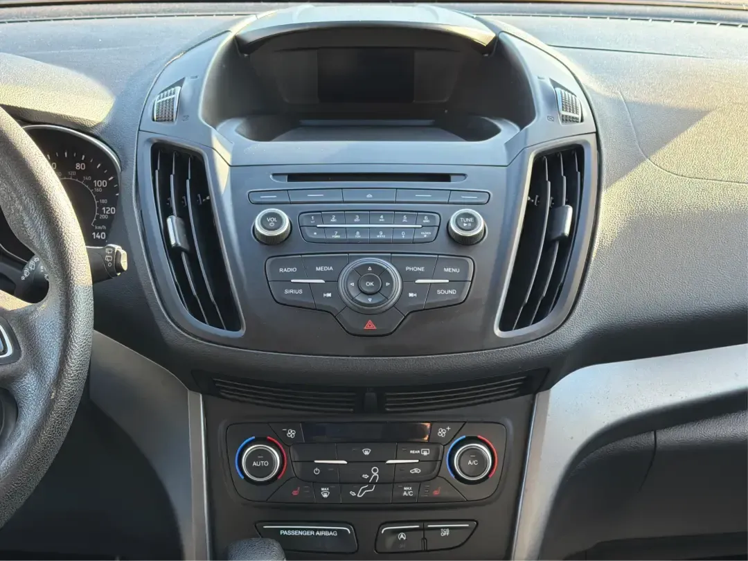 2018 Ford Escape SE (1FMCU9GD4JU) with an 1.5L L4 DOHC 16V engine, 6A transmission, located at 880 E. National Road, Vandalia, OH, 45377, (937) 908-9800, 39.891918, -84.183594 - Picture your next Ohio weekend: loading up the kids for a splash at Splash Xenia, cruising out to John Bryan State Park for a hike, or tackling a snowy morning commute from Beavercreek to downtown Dayton with confidence. This 2018 Ford Escape SE in Blue Metallic is the kind of compact SUV that fits - Photo#13