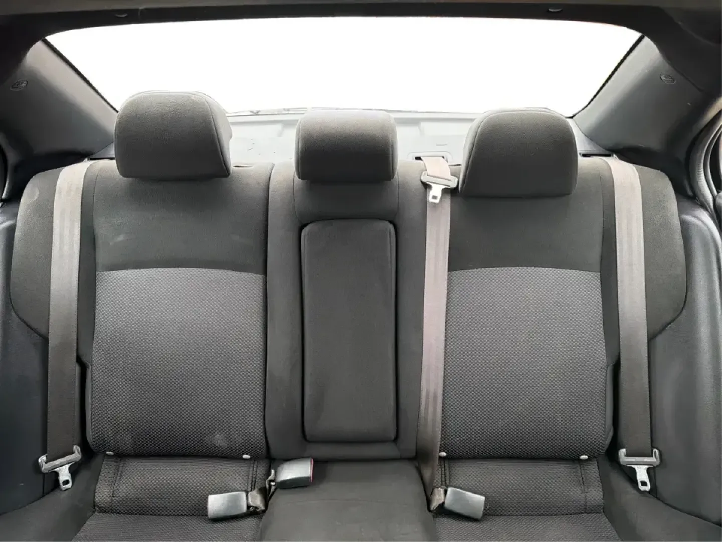 2017 Mitsubishi Lancer LE (JA32U2FU5HU) with an 2L I-4 DOHC engine, 5M transmission, located at 1184 Kauffman Ave, Fairborn, OH, 45324, (937) 908-9800, 39.807072, -84.030914 - Picture your week running smoothly: a dependable commuter sedan for the drive to Dayton, an easy-to-park ride for errands around Xenia Station, and a comfortable car that's ready for a spontaneous weekend trip to Glen Helen Nature Preserve. This 2017 Mitsubishi Lancer LE is built for real-life routi - Photo#14