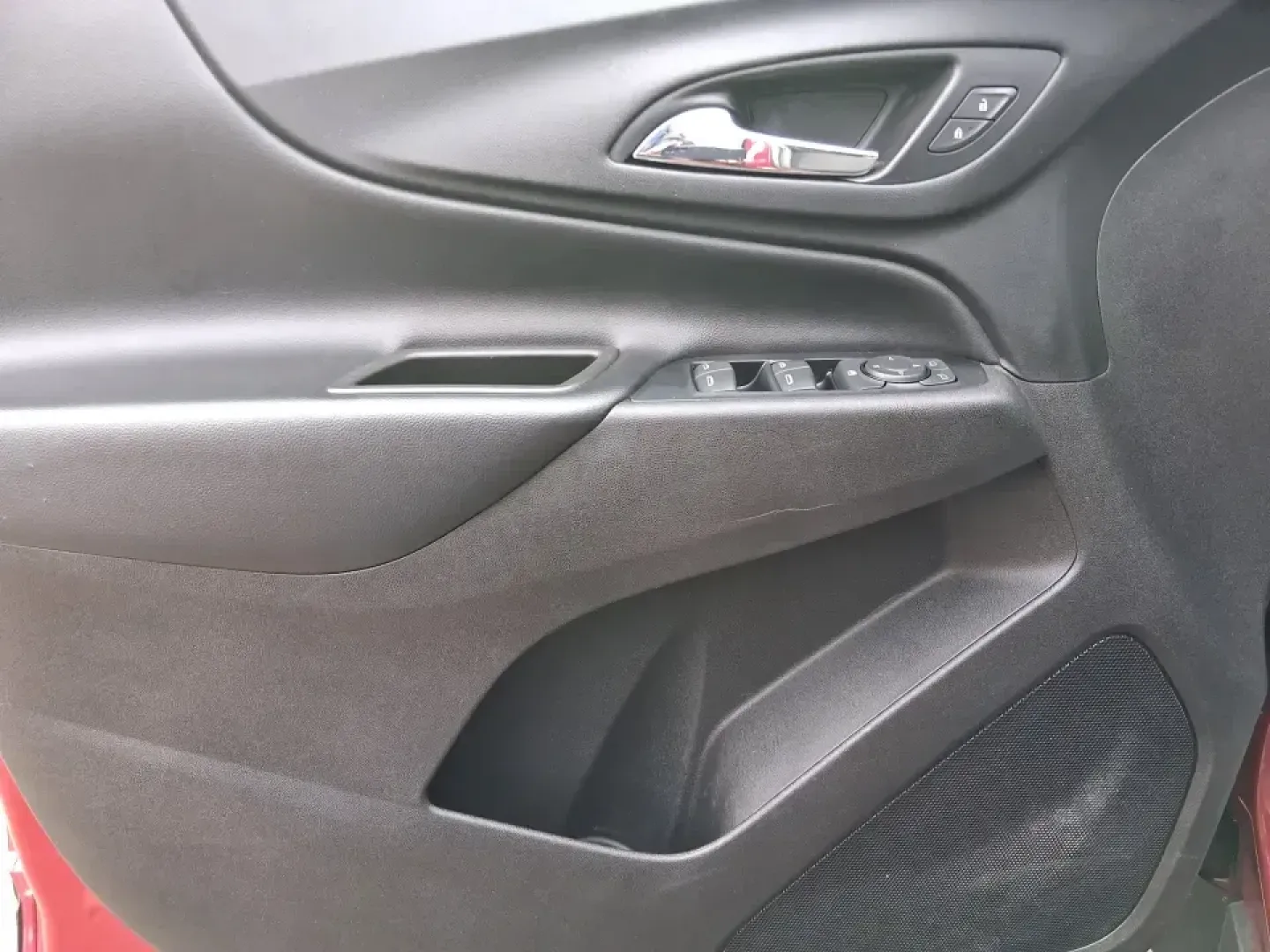 2018 Chevrolet Equinox LT (3GNAXJEV2JS) with an 1.5L I-4 gasoline direct injection engine, 6A transmission, located at 1099 N County Rd 25A, Troy, OH, 45373, (937) 908-9800, 40.057079, -84.212883 - Picture your next week: an easy school drop-off, a comfortable commute down I75, and a weekend road trip to Charleston Falls Preserve-all in one SUV that's sized for real life. This 2018 Chevrolet Equinox LT in head-turning Cajun Red Tintcoat is built for busy families, commuters, and budget-conscio - Photo#19