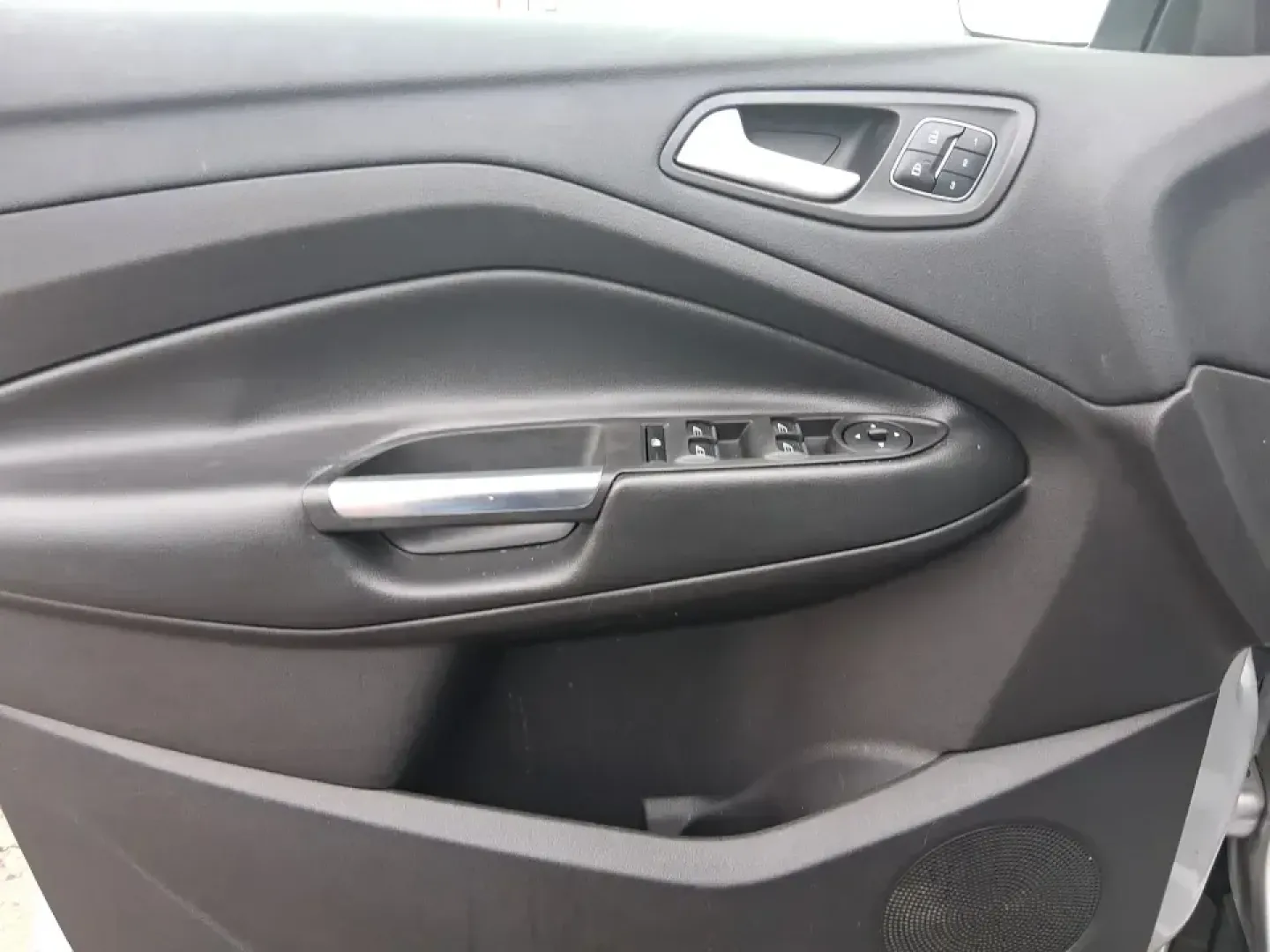 2017 Ford Escape Titanium (1FMCU9J9XHU) with an 2.0L L4 DOHC 16V engine, 6A transmission, located at 401 Woodman Dr, Riverside, OH, 45431, (937) 908-9800, 39.760899, -84.123421 - Picture your next Ohio weekend: a comfortable SUV loaded with gear, cruising down I-75 for a quick Dayton outing, then turning toward the MetroParks for a hike-without worrying about winter weather, tight parking lots, or long-drive fatigue. This 2017 Ford Escape Titanium is built for real life in M - Photo#19