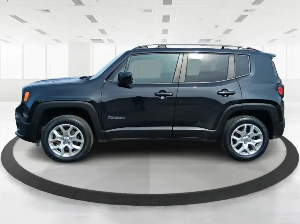 2017 Jeep Renegade Latitude 4WD (ZACCJBBB3HP) with an 2.4L L4 DOHC 16V engine, 6M transmission, located at 401 Woodman Dr, Riverside, OH, 45431, (937) 908-9800, 39.760899, -84.123421 - Ready for the kind of week that starts with a smooth commute and ends with a spontaneous road trip? This 2017 Jeep Renegade Latitude 4WD is built for real life in Riverside, OH-whether you're navigating morning traffic toward Wright-Patterson AFB, packing up for a day at Eastwood MetroPark, or takin- Photo#5