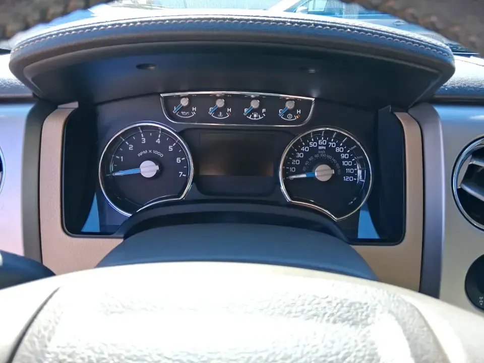 2013 Ford F-150 LARIAT (1FTFX1ETXDF) with an 3.5L V6 TURBO engine, 6-Speed Automatic transmission, located at 1099 N County Rd 25A, Troy, OH, 45373, (937) 908-9800, 40.057079, -84.212883 - Need one truck that can handle the weekday grind, the Saturday hardware-store run, and a spur-of-the-moment road trip up I-75? This 2013 Ford F-150 LARIAT 4WD is built for real life in Troy, Ohio-strong enough for towing and hauling, comfortable enough for long commutes, and refined enough to pull u - Photo#14