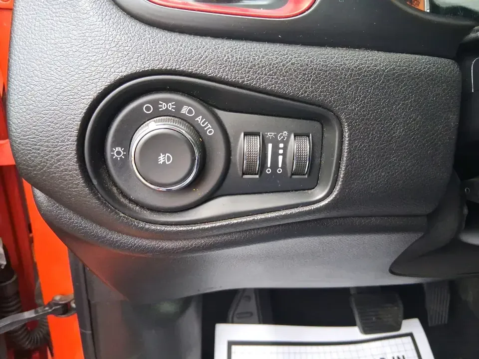 2016 Jeep Renegade Trailhawk (ZACCJBCT5GP) with an Tigershark MultiAir 2.4L I-4 variable valve contro engine, 9A transmission, located at 4508 South Dixie Dr, Moraine, OH, 45439, (937) 908-9800, 39.689976, -84.218452 - Weekend escapes, snowy commutes, and everyday errands feel easier when your crossover is ready for whatever Ohio throws your way. This **2016 Jeep Renegade Trailhawk** in eye-catching **Omaha Orange** is built for drivers who want real capability in a city-friendly size-perfect for exploring MetroPa - Photo#17