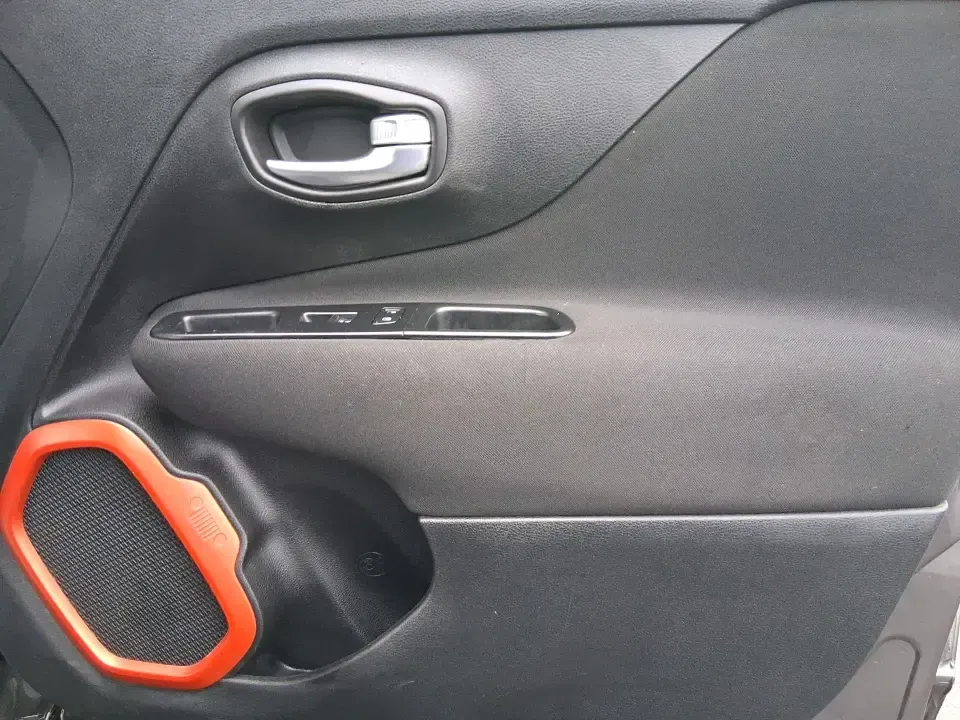 2018 Jeep Renegade Upland Edition 4x4 (ZACCJBAB1JP) with an Tigershark MultiAir 2.4L I-4 variable valve contro engine, 6M transmission, located at 4508 South Dixie Dr, Moraine, OH, 45439, (937) 908-9800, 39.689976, -84.218452 - Weekend getaways to John Bryan State Park, snowy commutes down US-35, or daily school-and-grocery runs around Xenia all get easier when you've got a compact SUV that's sized for city parking but ready for Ohio backroads. This 2018 Jeep Renegade Upland Edition 4x4 brings that go-anywhere, do-everythi - Photo#19